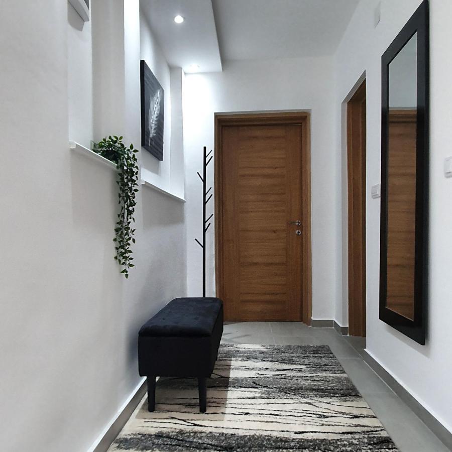 Afrodita Apartment Vrdnik Esterno foto